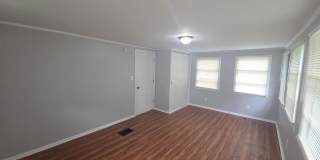 4969 Crittenden Avenue Gallery 4