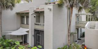 108 FAIRWAY DRIVE Gallery 1