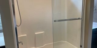 One level home with 2 Car Garage! Gallery 23