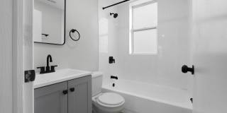 4750 S Calumet Ave Gallery 8