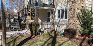 2 Bed / 3 Bath Condo - Office, Pool, Clubhouse & Garage Gallery 25
