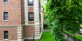6439 North Hamilton Avenue - Garden Gallery 18