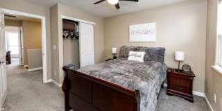 Fully Furnished Downtown 2 Bed, 4 Bath Executive Townhouse Gallery 33
