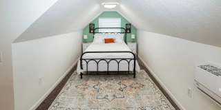 2708 S Rogers - FULLY FURNISHED!! Gallery 21