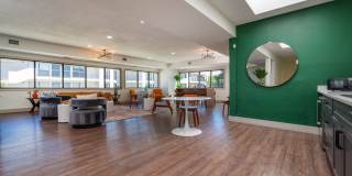 Peaks at Sandia View Gallery 25