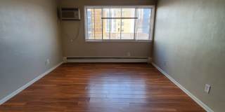 815-13TH Gallery 1