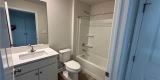 1208 Martin Road Gallery 24