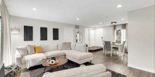 379 Sandhurst Circle Gallery 20