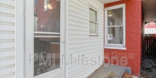 118 S Locust St Gallery 20