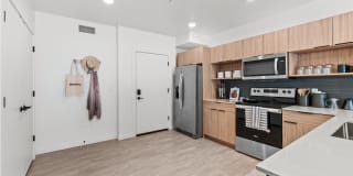 Riverline Gallery 10