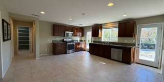 PRICE REDUCTION! 37836 Divot Dr. Beaumont: Spacious 4 Bed 3 Bath Home in Tournament Hills! Gallery 10