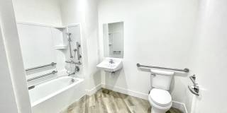 Hollis Oak Gallery 25