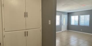 Charming West Lancaster Duplex Gallery 14