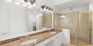 2739 NE 15th Street Gallery 26