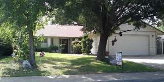 3 Bedroom Home for Rent in Anderson CA | Large Family Room, 2 Car Garage, Pet Friendly Gallery 1