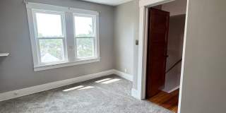 Beautiful 5 Bedroom Home! Gallery 25