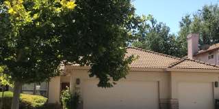 Spacious and Bright 3bed/2 bath Home in Davis Gallery 1