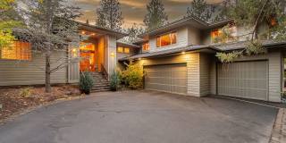 Move in special $1000 off first months rent / Gated Community in Awbrey Glen Gallery 1