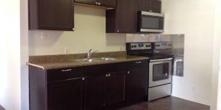 206 Hub Ave Gallery 6