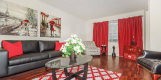 Kensington Club Gallery 47