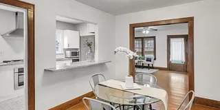 2-Bedroom 2-Bath 1930's Tudor Close to Paseo District Gallery 6