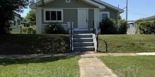 1625 29th Avenue N Gallery 1