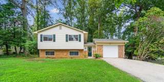 Ready for move in!  Home in water privileged Hillsmere! Gallery 1