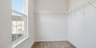 43849 KINGSTON STATION Terrace Gallery 25