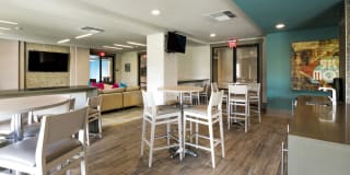 Varela Westshore Gallery 24