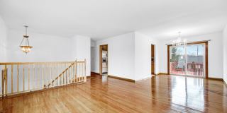 4 Bed 2.5 Bath in Des Plaines Gallery 6