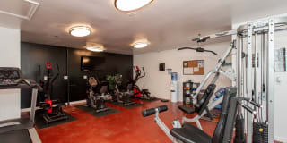 Sky Harbor Apartments Gallery 13