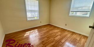 3-bedroom home with spacious yard for rent now! Gallery 13