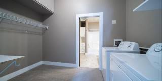 Dakota Lofts Gallery 124
