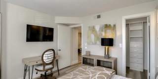 FURNISHED OPTIONAL 2 BEDROOM REMODELED CONDO ON 1ST FLOOR! Gallery 17