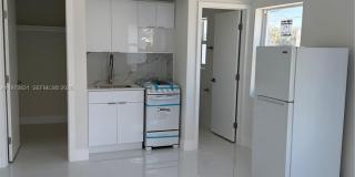 1943 71st St Gallery 1