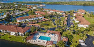 6082 SE Landing Way Gallery 28