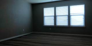 Landmark Pointe Gallery 22