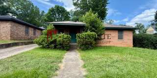 Tour Today! 3 Bedroom 1 Bathroom Home! Gallery 1