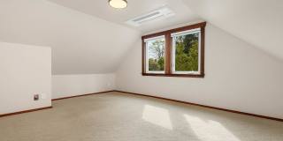 8502 15th Avenue Northeast Gallery 17