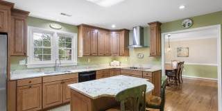 BEAUTIFUL 2200 SF RANCHER IN CHESTERFIELD Gallery 12