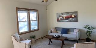 1701 Ne Patterson Dr Gallery 3