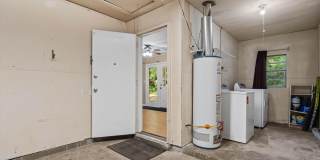 Three bedroom home close to USA with a garage Gallery 18
