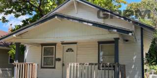 2 bed, 1 bath with bonus room Gallery 1