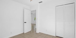 6101 NE 7th Avenue Gallery 17