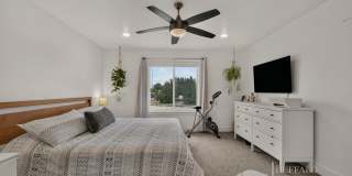 Charming townhome | 3 Bed · 2.5 Bath | 2-Car Garage - $500 MOVE-IN CREDIT FOR SEPTEMBER!! Gallery 18