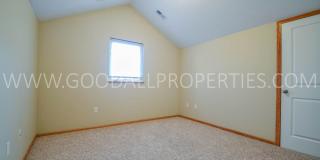 3-Bedroom, 2.5-Bath End-Unit Townhome with 2-Car Garage Gallery 7
