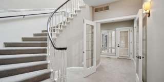 Elegant Los Altos Townhouse Near Redwood Grove & Shoup Park Gallery 23