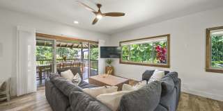 Tropical 4BR Gated Retreat w/ Sauna, Walk to Velzyland Beach Gallery 9