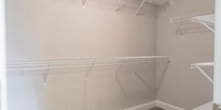 1060 W New York Avenue Gallery 14