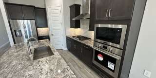 10319 W Harmony Ln Gallery 11